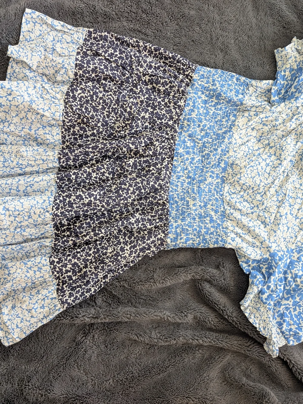 Closet Clean Out Sale. Spring Bundle Anthropologie, Abercrombie, American Eagle - Picture 10 of 13